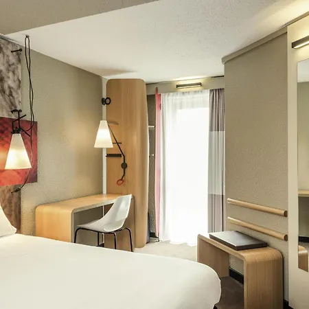 Ibis Gare Montparnasse 15ème Hotel Parigi